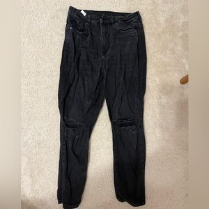 American eagle black mom jeans size 8!!